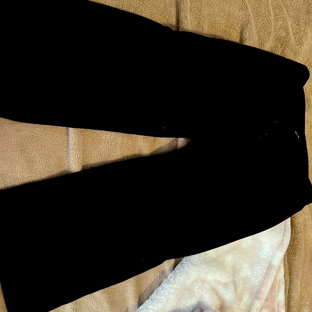 New York and Company capris size 6